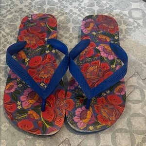 Farm Rio flip flops size 7